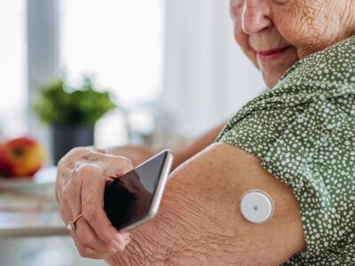 Dexcom, Abbott