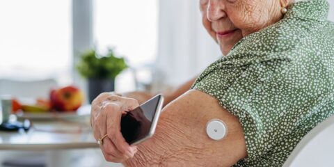 Dexcom, Abbott