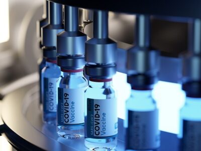Moderna, Pfizer, BioNTech, COVID-19 vaccines, mRNA