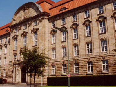 Thomas Kühnen, Thomas Fricke