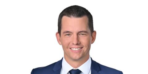 Oliver Bäcker, Ones to watch, Hogan Lovells