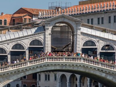 judges, UPC, UK High Court, Amazon, InterDigital